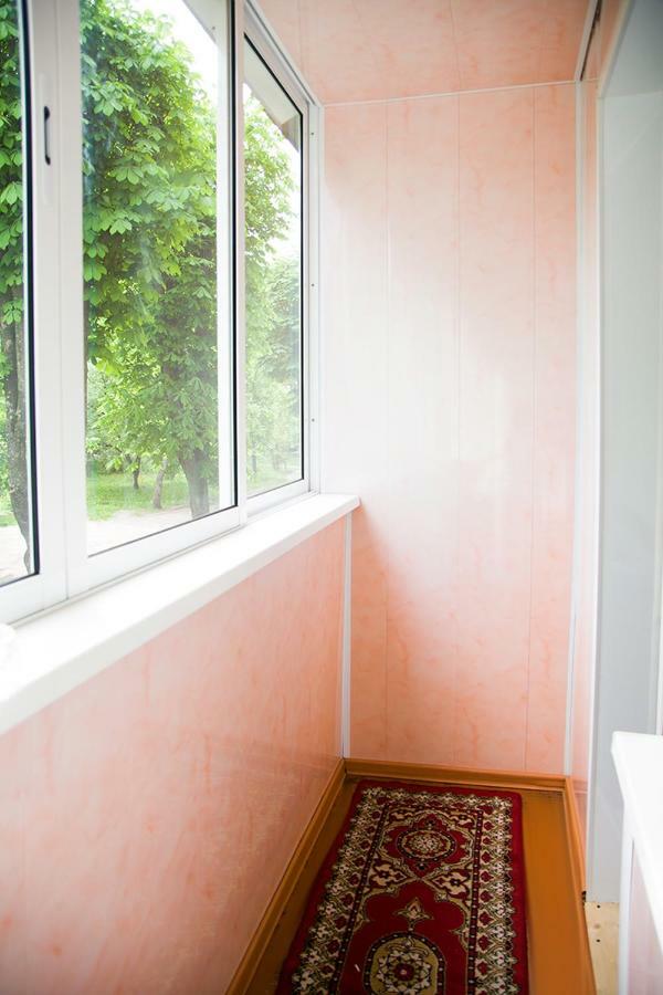 Ferienwohnung Уютная, Благоустроенная 2-Комнатная Квартира, Wifi Bobruisk Exterior foto